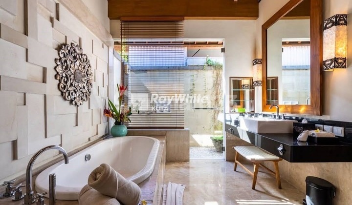 Luxury 4br Villa Close To The Beach, Seminyak. Kuta 2