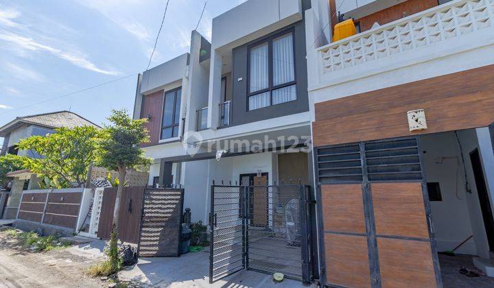 Modern Minimalist 2BR House In Renon Strategic Area 2