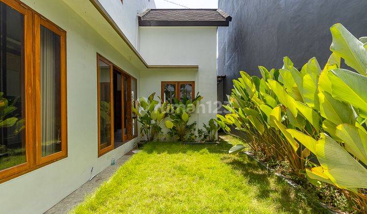 RUMAH SCANDINAVIAN DI NUSA DUA DEKAT AREA TOURIST 2