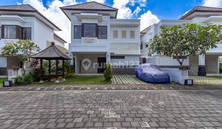 LUXURY HOUSE WITH BALI NUANCE AND VIEW OF RICE FIELDS 1