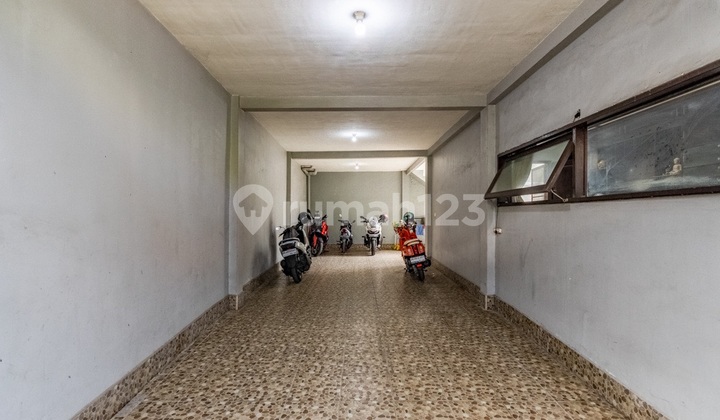 Ready to Occupy 9-Bedroom House in Jimbaran Bpf1418 2