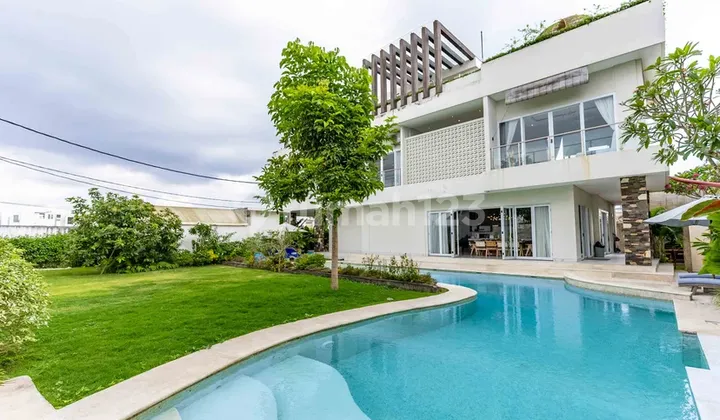 Villa Mewah Modern Di Cemagi Dekat Pantai Bpf1637