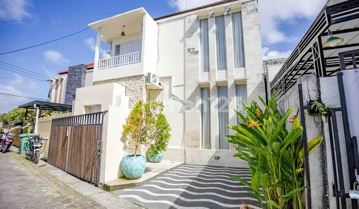 Modern Tropical 3 BR House in Jimbaran Bpf1576