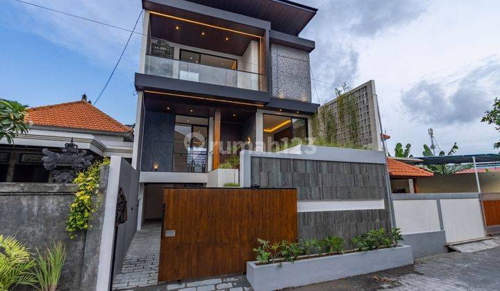 Rumah Kontemporer Modern SHM Di Kebo Iwa Area Pusat Kota 1