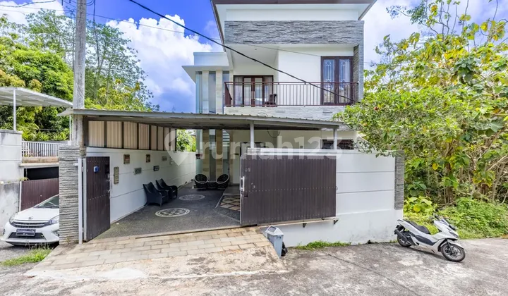 Bpf1692 Rumah Modern 2 Lantai Dengan Rooftop Bathtub & Ruang Kerja Di Ungasan 