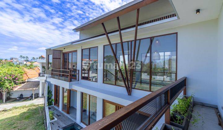 Villa Mewah 4BR SHM Di Canggu Area Strategis 2