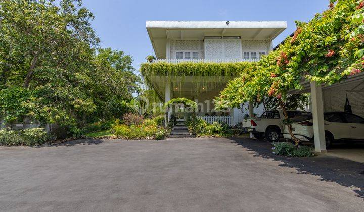 Luxury House SHM In The Largest Housing Complex In Bali Strategic Area 1