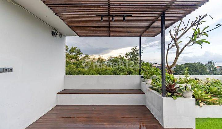 RUMAH MODERN 4 LANTAI 3KT DI PADANG SAMBIAN BPF1524 2