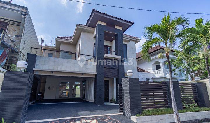 Rumah Mewah Modern 7BR Di Panjer Area Perkantoran 2