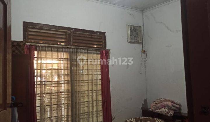 Dijual Rumah di Kemanggisan, Hitung Tanah, Lt 365 M2, 1.5 Lantai, 6kt, Jakarta Barat 2