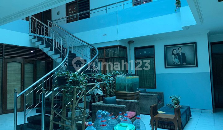 Rumah Kost Lokasi Strategis Dekat Kampus Itenas Widyatama 1