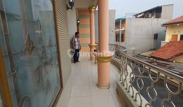 Dijual rumah secondary full furnish 2 lantai masih bagus dan layak huni