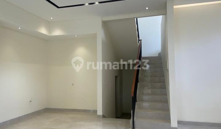 For Sale Modern Minimalist HUK House BSD ICON Verdant Ville 2