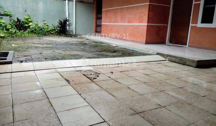 Rumah Tinggal Dekat Minimarket Di Johar Baru R2017 2