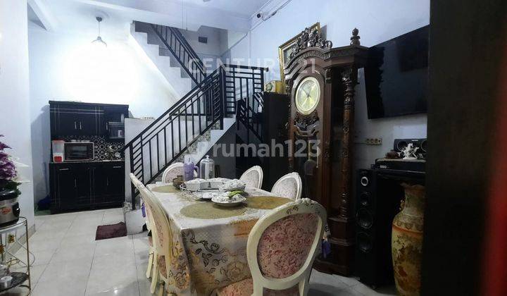 Rumah 2 Lantai Dalam Komplek Villa Gading Harapan Timur S8039 2