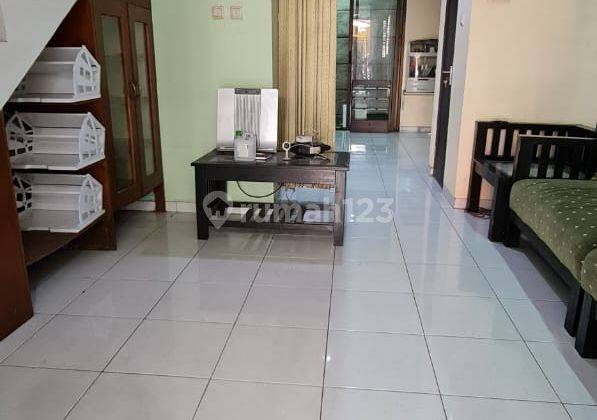 Rumah 2 Lantai Baru Renovasi Di Johar Baru Jakarta Pusat S8651 2