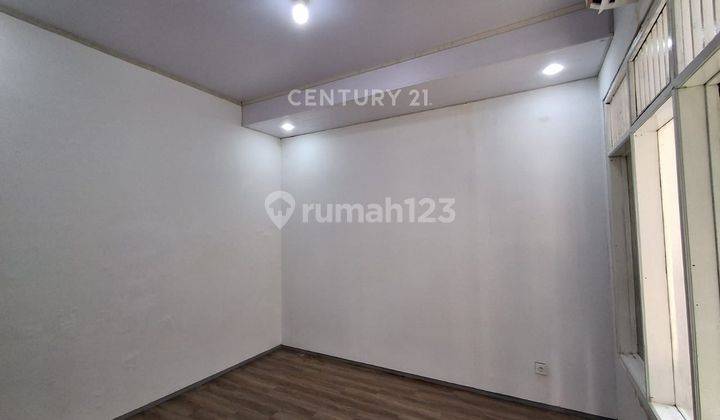 Rumah 2 Lantai Siap Huni Kondisi Bagus Di Cempaka Putih S8417 2