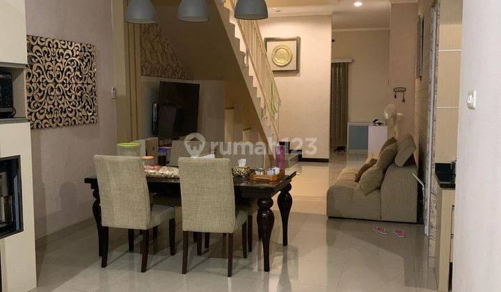 Dijual Rumah 3 Lantai SHM di Manyar Indah Surabaya 2