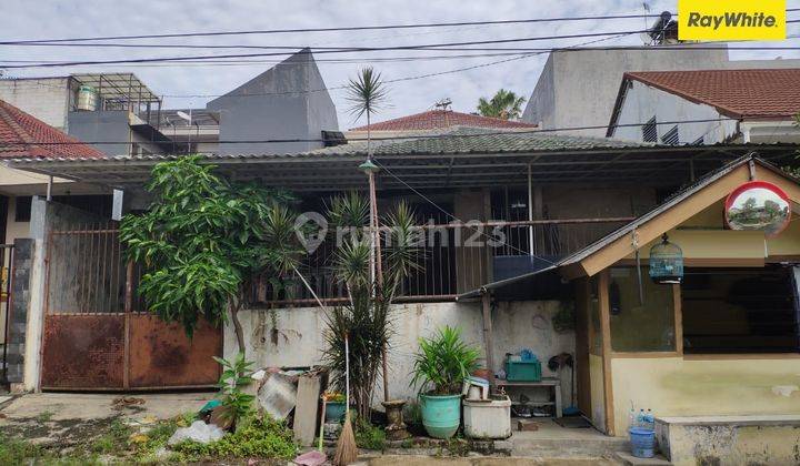 Dijual Rumah Hitung Tanah SHM di Kris Kencana Sari Barat Surabaya 1