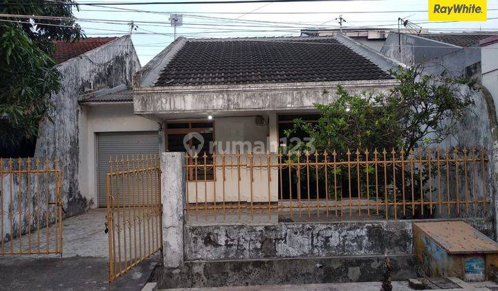 Dijual Rumah 2 Lantai SHM di Jl Kutisari Surabaya 2