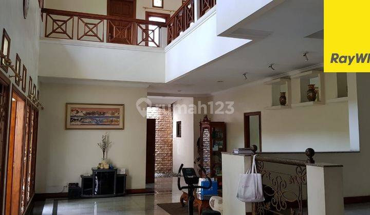 Dijual Rumah 2 Lantai SHM di Puri Mas Jl Tanah Lot Surabaya 1