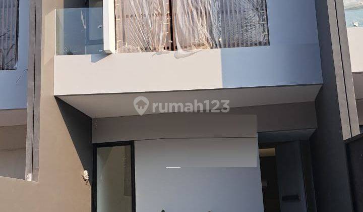 Dijual Rumah Baru Gress Strategis di Mulyosari Bpd Surabaya 1