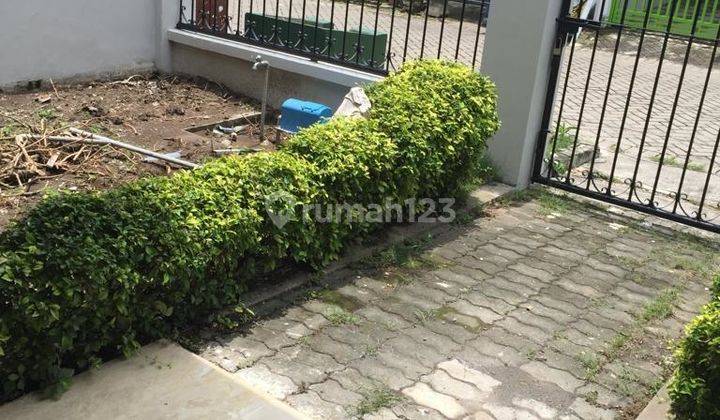 Disewakan Rumah 2 Lantai SHM di Klampis Harapan Surabaya 2