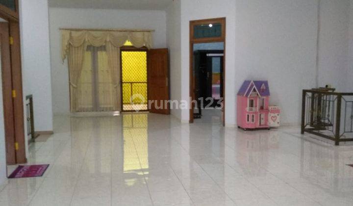 Disewakan Rumah 2 Lantai SHM di Jl Lebak Arum Surabaya 1