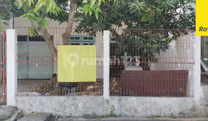 Dijual Rumah SHM di Taman Pondok Indah Wiyung Surabaya 1