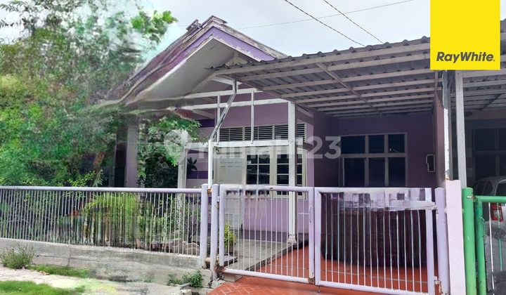 Dijual Rumah 2 Lantai di Rungkut Mapan Barat Surabaya 1
