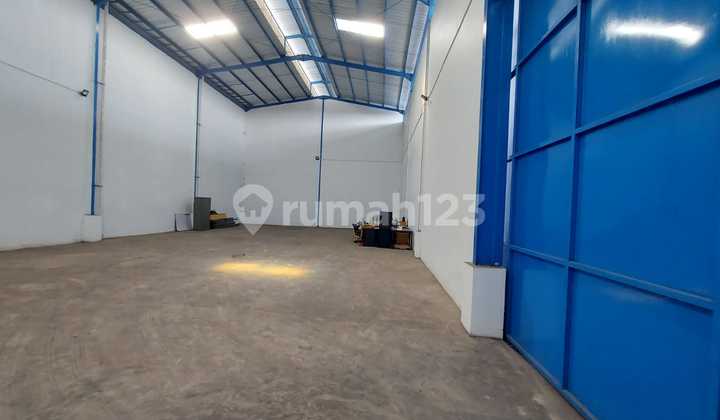 Warehouse for Rent in Daan Mogot. Free of Property Tax Warehouse for Rent in Daan Mogot. Free of Property Tax