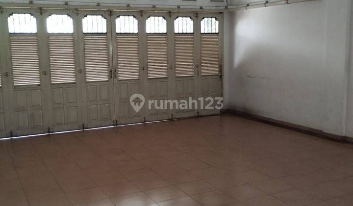 Di Jual Rumah Lantai 2 Di Kebon Jeruk  2