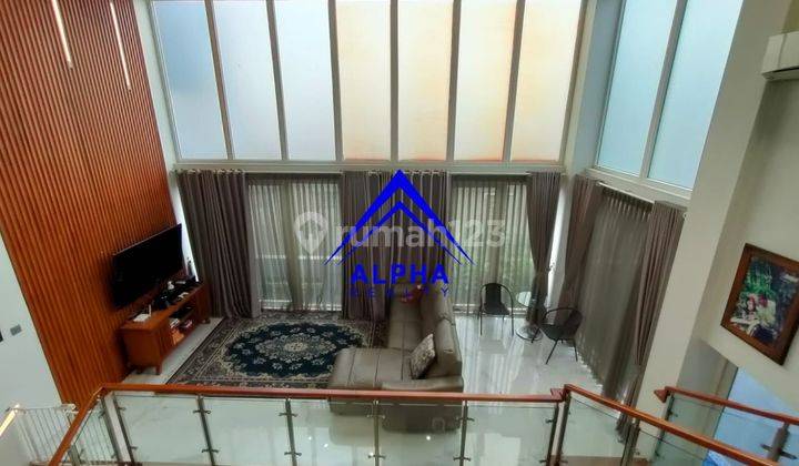 Jual Cepat Rumah Mewah di Turangga Bandung Ada Swimming Pool