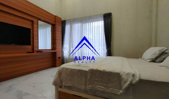 Jual Cepat Rumah Mewah di Turangga Bandung Ada Swimming Pool