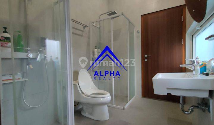 Jual Cepat Rumah Mewah di Turangga Bandung Ada Swimming Pool