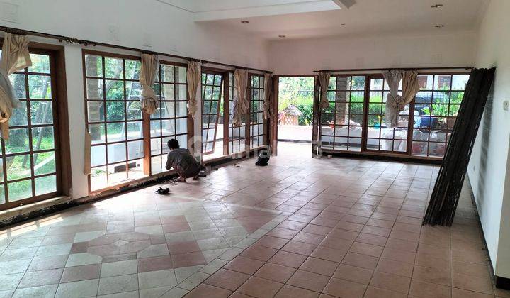 Sewa Rumah Sangat Terawat di Gegerkalong Bandung 2