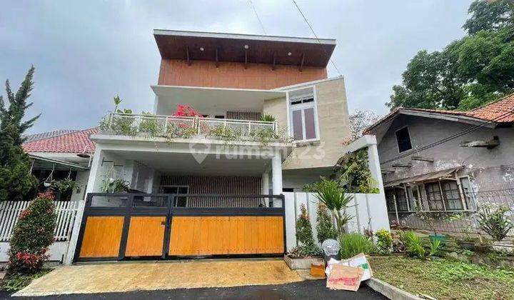 Ada Swimming Pool Jual Cepat Rumah di Arcamanik Bandung 1