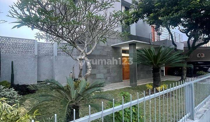 Rumah Mewah Fully Furnished di Arcamanik Bandung 1