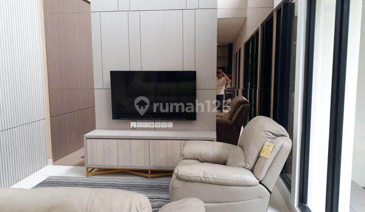 Jual Cepat Rumah Mewah Cluster Emily Summarecon Bandung  2