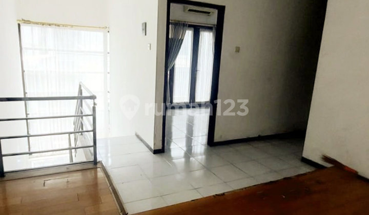 Hunian Nyaman, Dijual Cepat, Siap Huni, Lumbungsari, 2 Lantai. 2