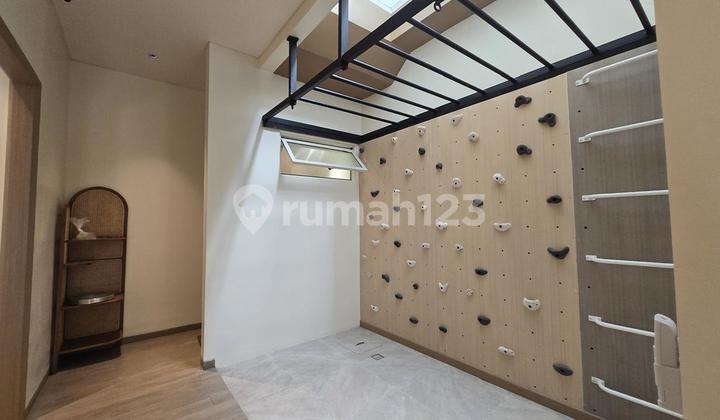 DIJUAL RUMAH CANTIK ADA POOL SUTERA PELANGI ALAM SUTERA 2