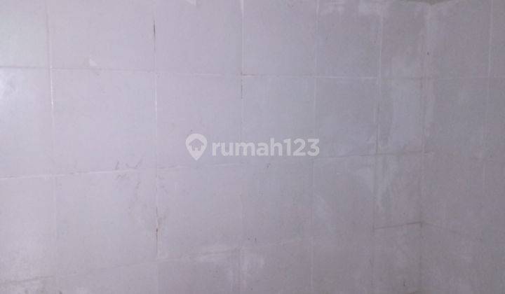 Rumah 2 Lantai, cocok untuk usaha BimBel atau Klinik  9