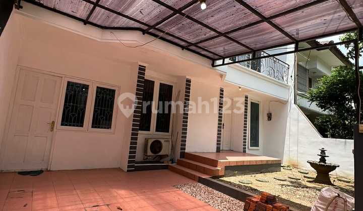 Beautiful 2-Storey House Near Karawaci and Kunciran Toll Roads, Tangerang