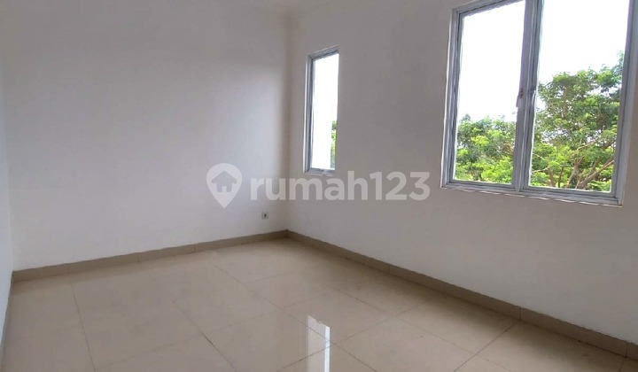 Rumag 2 Lantai Syrategia Tidak Jaug Dari Area Boulevard Jgc Cakung 2