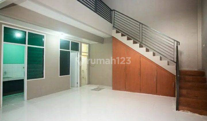 Dijual Rumah Strategis Hanya 10 Menit Ke Terminal Pulo Gebang 2