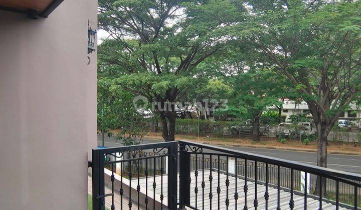 Dijual Rumah 2 Lt Posisi Hoek Di Jgc Cakung 2