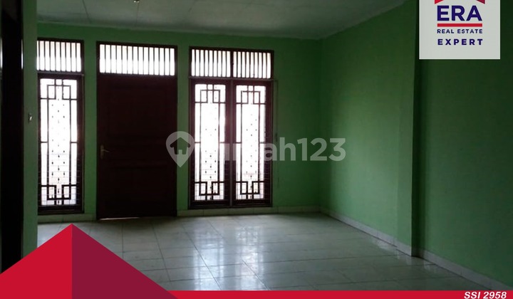 Strategic Shop House in a Busy Location, Suitable for All Businesses! In Buaran, East Jakarta. Strategic Shop House in a Busy Location, Suitable for All Businesses! In Buaran, East Jakarta.