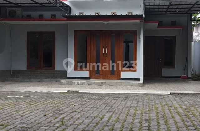 For Rent Modern Fully Furnished House in Jebres, Near UNS