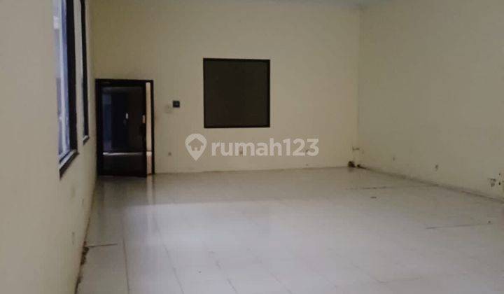 Rumah bagus murah solo kota di Joyontakan 1