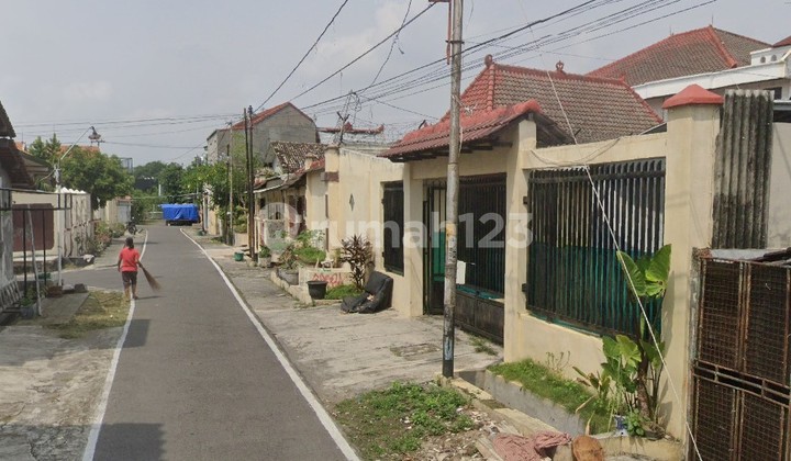 Kost for Sale in Sumber, Banjarsari 2